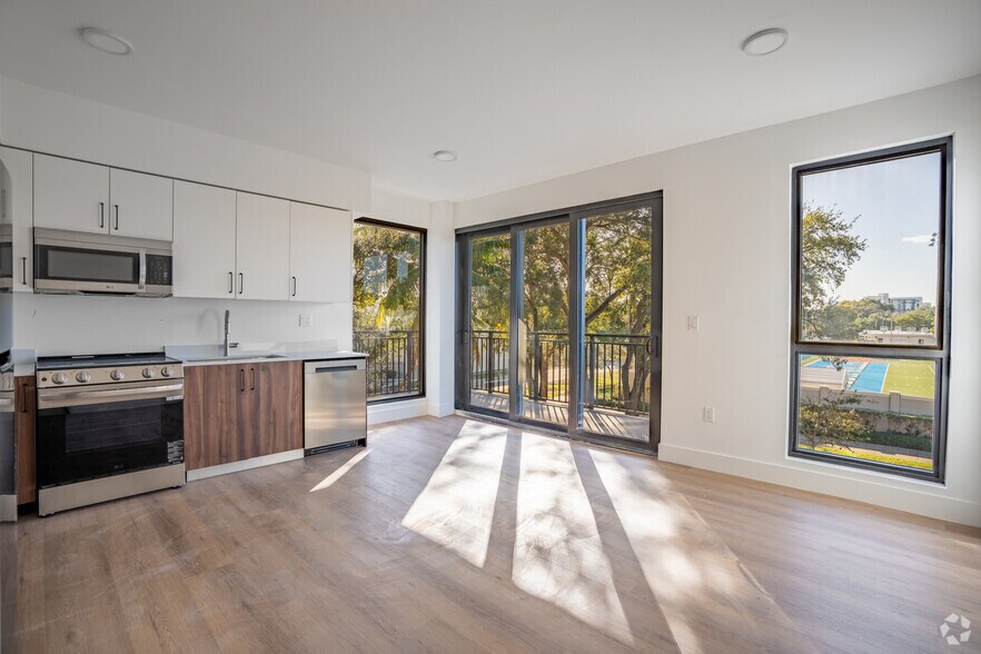 More Photos Of 2479 Northeast 192 Street, Miami Apartments For Lease