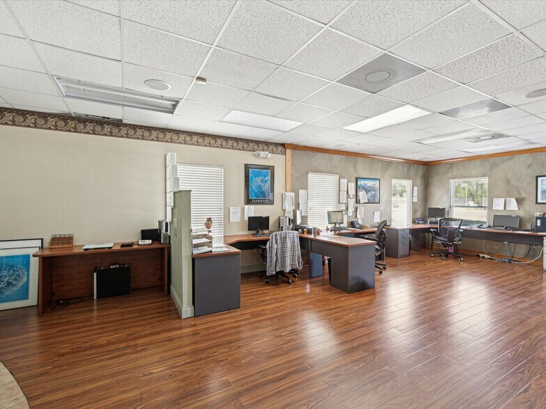 More Photos Of 2965 Roosevelt Blvd, Clearwater Office For Lease