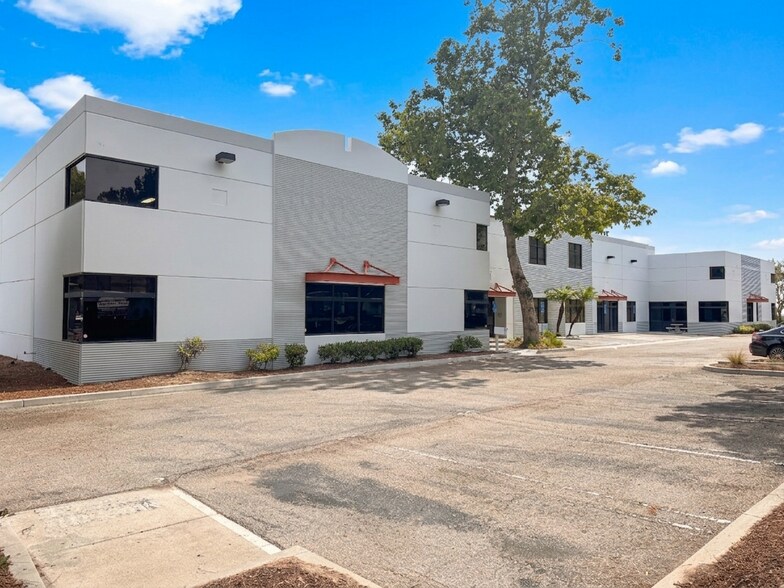 Primary Photo Of 1401 Stellar Dr, Oxnard Manufacturing For Lease