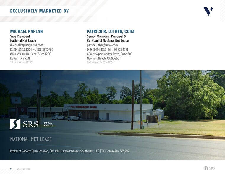 More Photos Of 812 Gilmer Rd, Longview Veterinarian Kennel For Sale