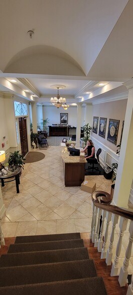 More Photos Of 330 E Coffee St, Greenville Office For Lease