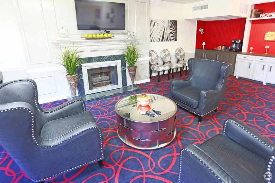 More Photos Of 3501 E Independence Blvd, Charlotte Apartments For Sale