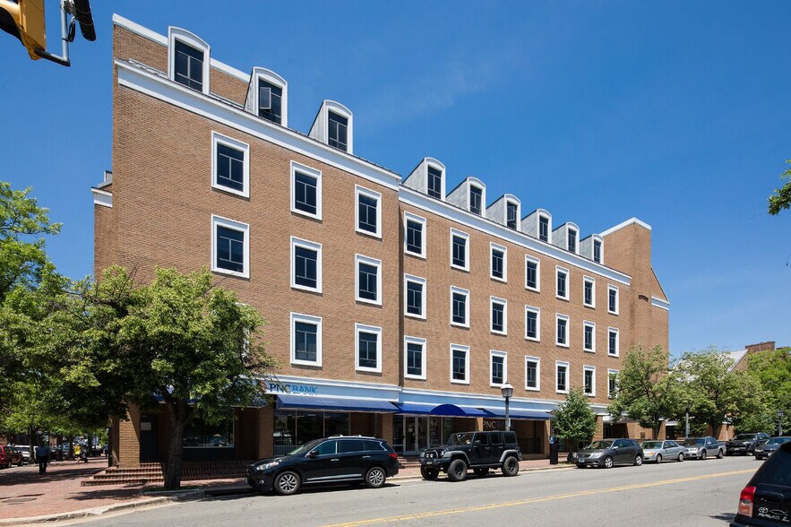More Photos Of 123 N Pitt St, Alexandria Unknown For Lease