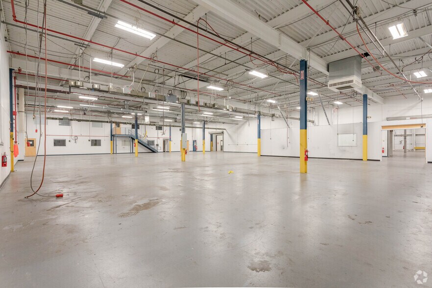 More Photos Of 500 Bic Dr, Milford Warehouse For Lease