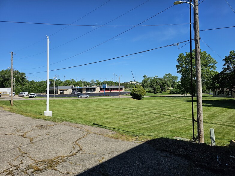 More Photos Of 2865 SE Kansas Pl, Topeka Land For Lease