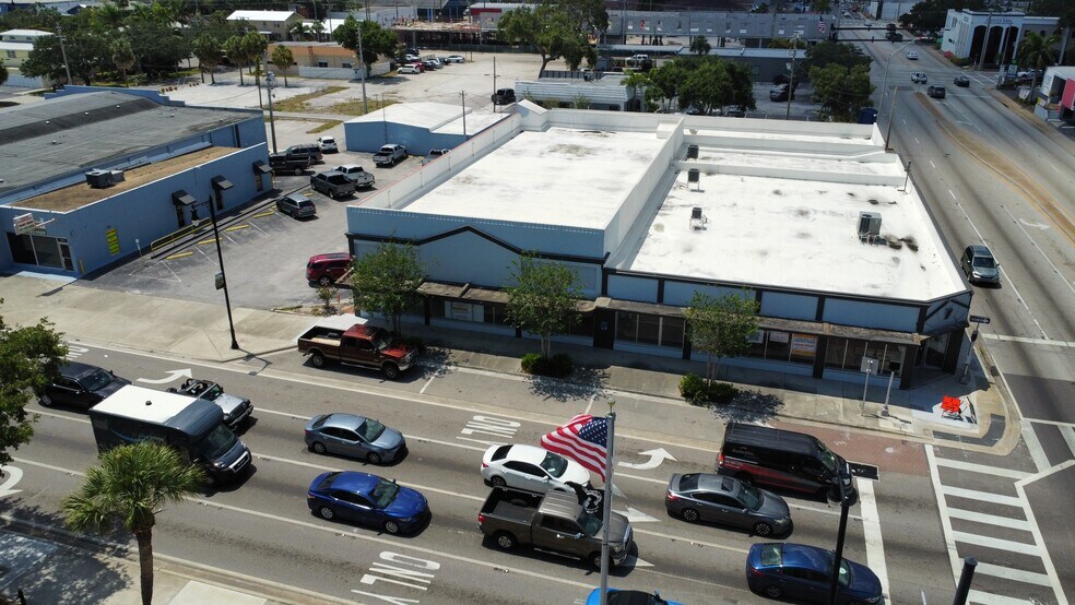 More Photos Of 817 Manatee Ave W, Bradenton Medical For Lease