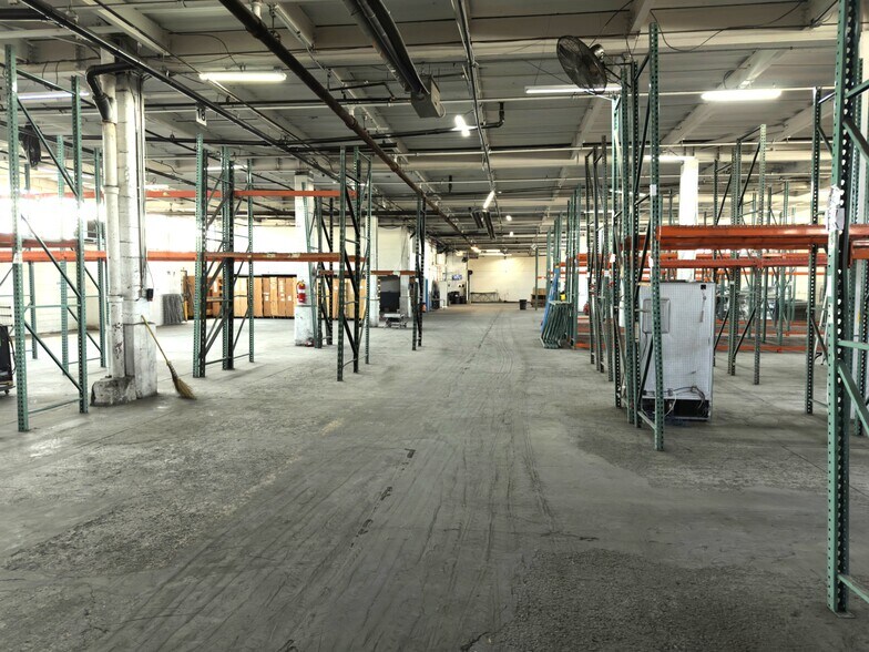 More Photos Of 104-20 Dunkirk St, Jamaica Warehouse For Lease