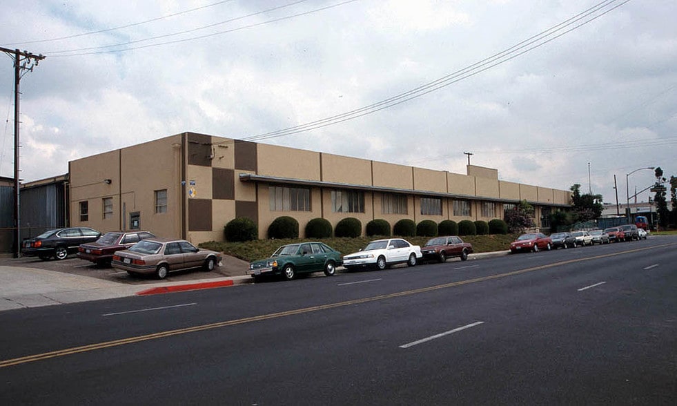 More Photos Of 6557 Flotilla St, Commerce Manufacturing For Lease