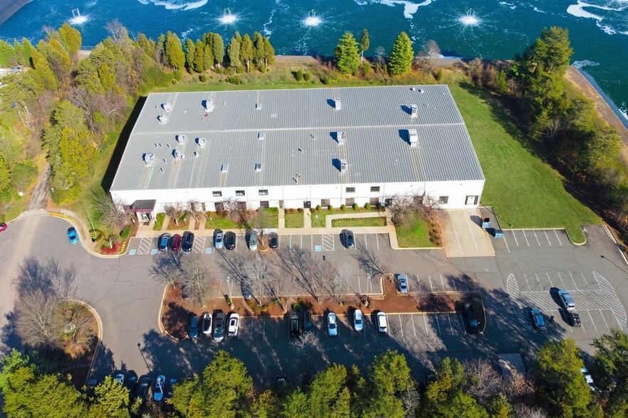 Primary Photo Of 10371 Central Park Dr, Manassas Industrial For Lease