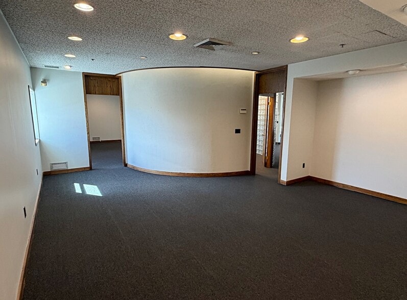 More Photos Of 66 Concord St, North Reading Light Distribution For Lease