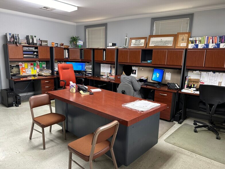 More Photos Of 23525 Eden St, Plaquemine General Retail For Sale
