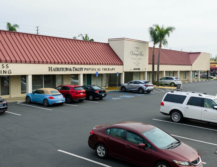 More Photos Of 1140-1232 N Tustin St, Orange Storefront For Sale