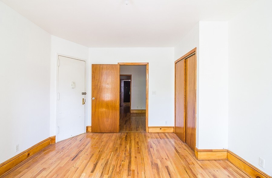 More Photos Of 435 Dekalb Ave, Brooklyn Apartments For Sale