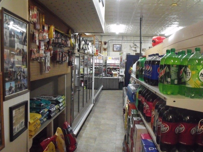 More Photos Of 153 Main St, Bowlus Convenience Store For Sale