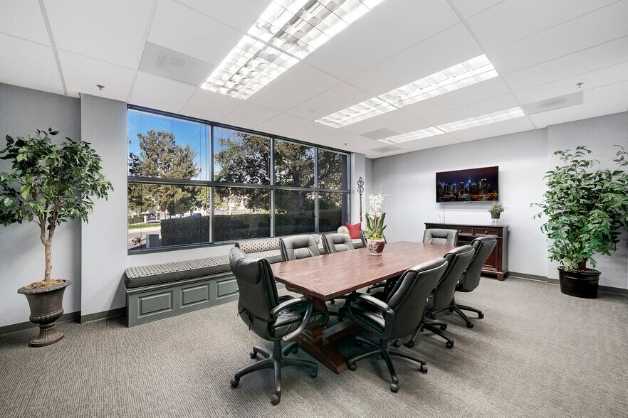 More Photos Of 181 S Old Springs Rd, Anaheim Loft Creative Space For Lease