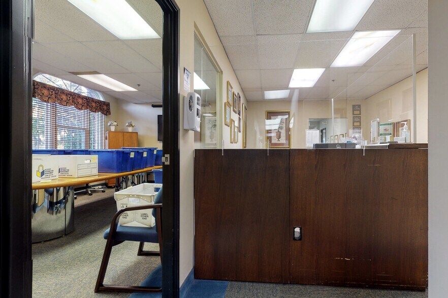 More Photos Of 2 Forest Ave, Oradell Medical For Sale