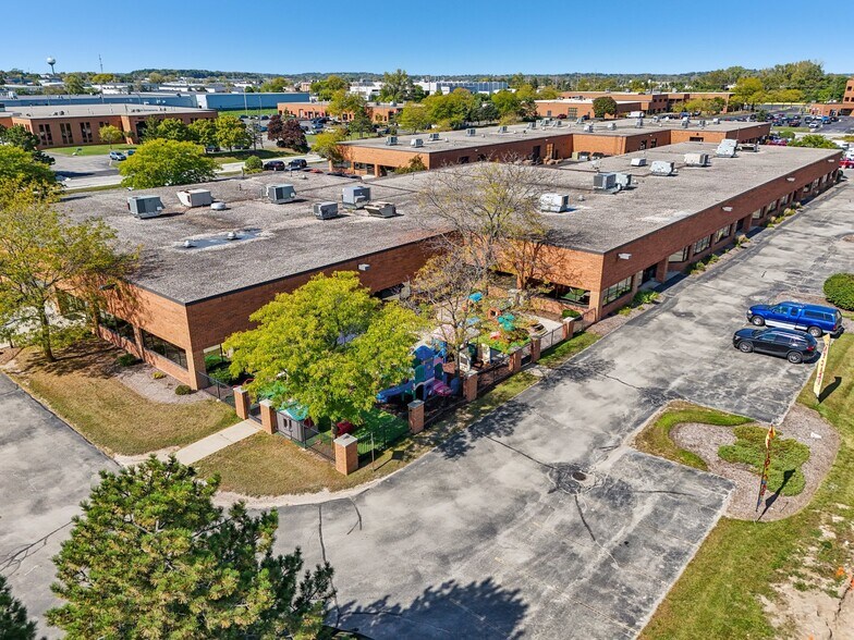 More Photos Of 2801-2827 S Moorland Rd, New Berlin Unknown For Lease