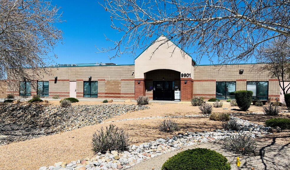 Primary Photo Of 9901 Montgomery Blvd NE, Albuquerque Veterinarian Kennel For Sale