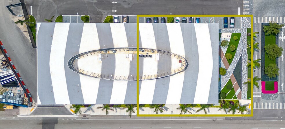 More Photos Of 1006 Hallandale Beach Blvd, Hallandale Beach Restaurant For Sale