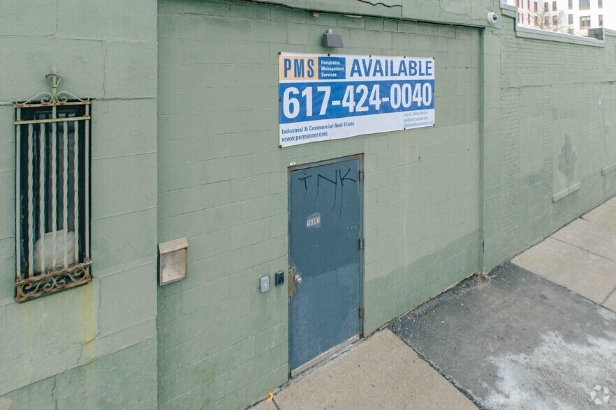 More Photos Of 1641 Columbus Ave, Boston Warehouse For Lease