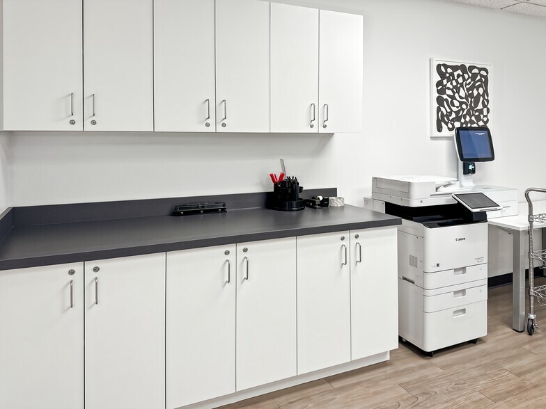 More Photos Of 10230 New Hampshire Ave, Silver Spring Coworking Space