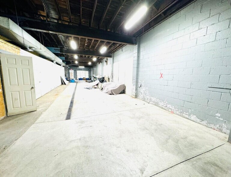 More Photos Of 5067 Turney Rd, Cleveland Carwash For Lease