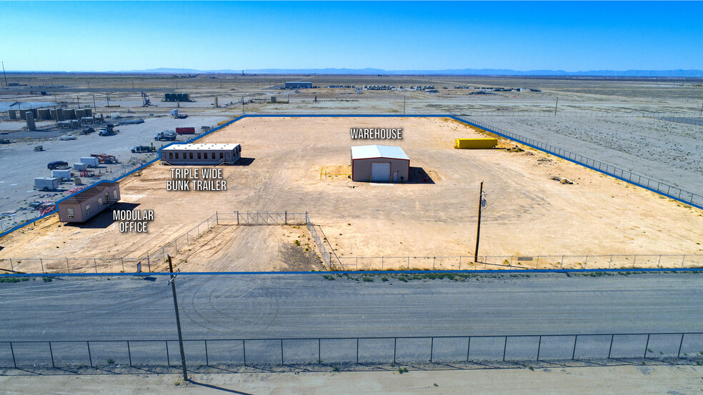 Primary Photo Of 463 Blackbird Dr, Pecos Industrial For Lease