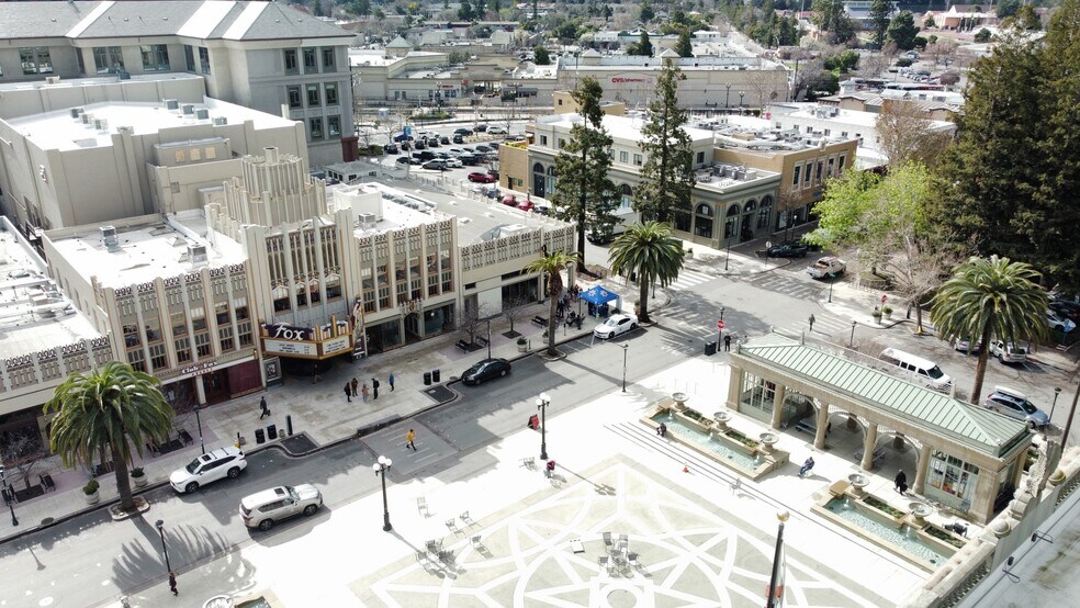 More Photos Of 810-816 Hamilton St, Redwood City General Retail For Sale