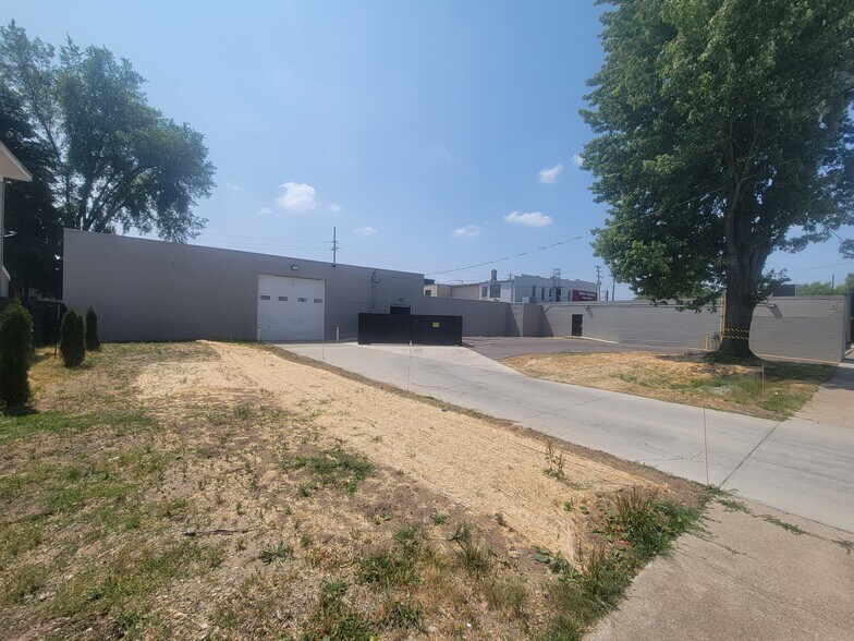 More Photos Of 601 Portage St, Kalamazoo Flex For Lease