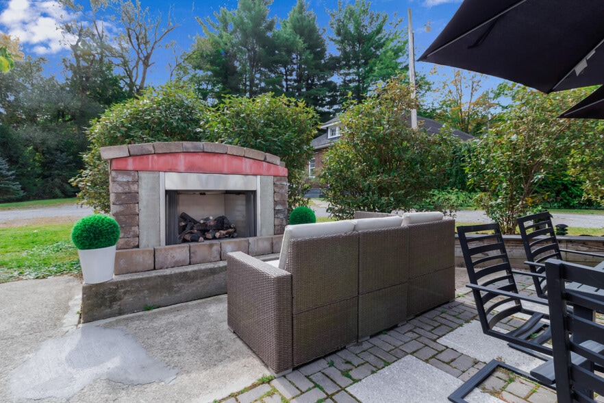 More Photos Of 5107 Langford Rd, North Collins Hospitality For Sale