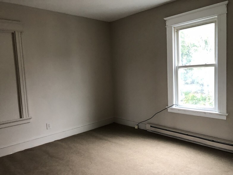 More Photos Of 65 Division St, Waterbury Multifamily For Sale