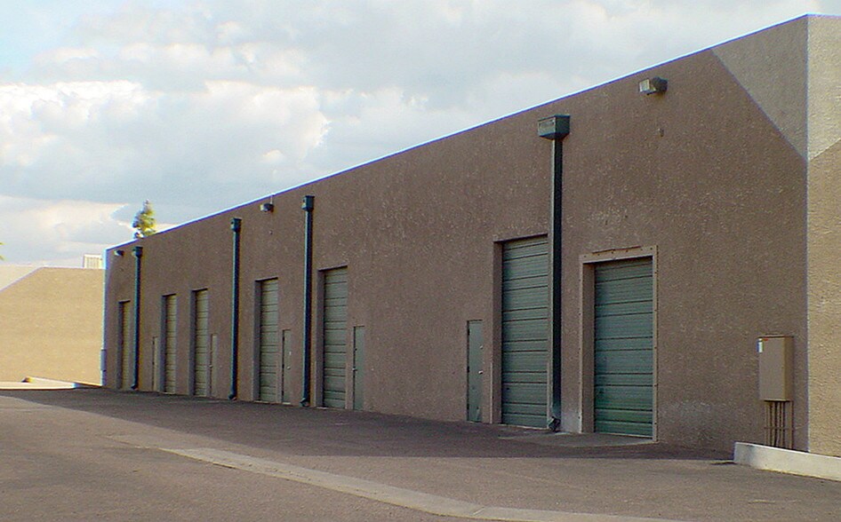 More Photos Of 4006 S 23rd St, Phoenix Warehouse For Lease