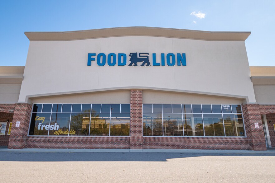 More Photos Of 13200 New Falls of Neuse Rd, Raleigh Unknown For Lease
