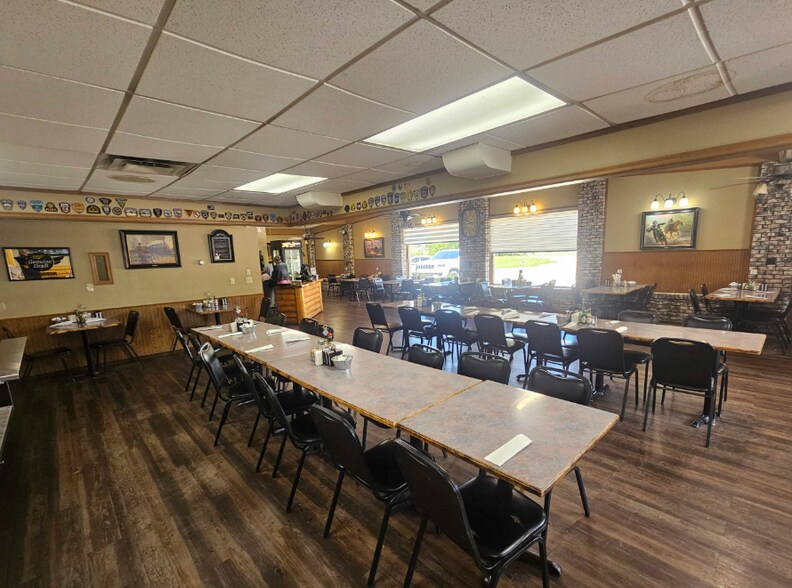 More Photos Of 1401 Laurel Ave, Whitewood Restaurant For Sale