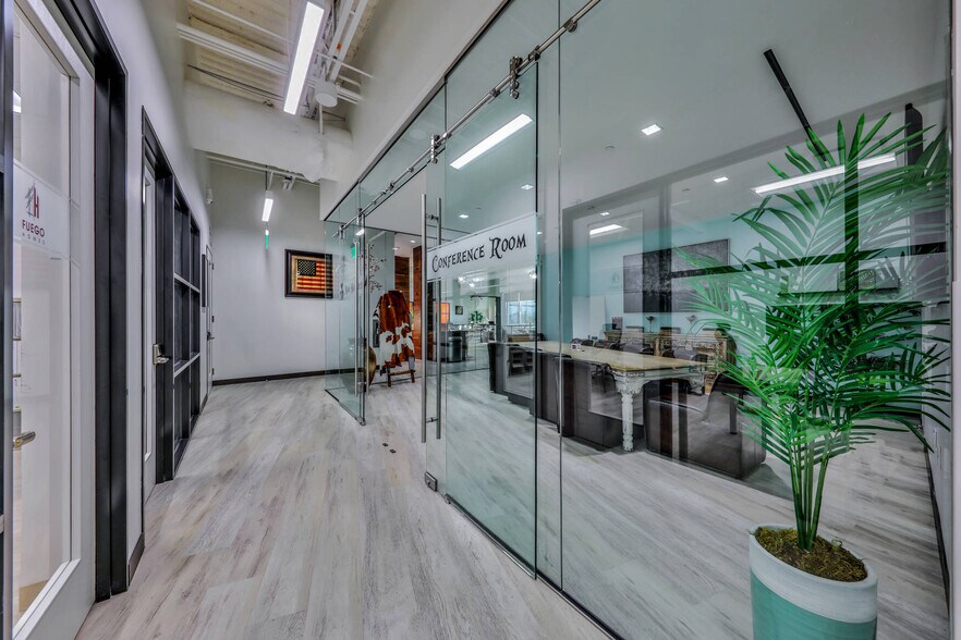 More Photos Of 25700 Interstate 45, Spring Coworking Space