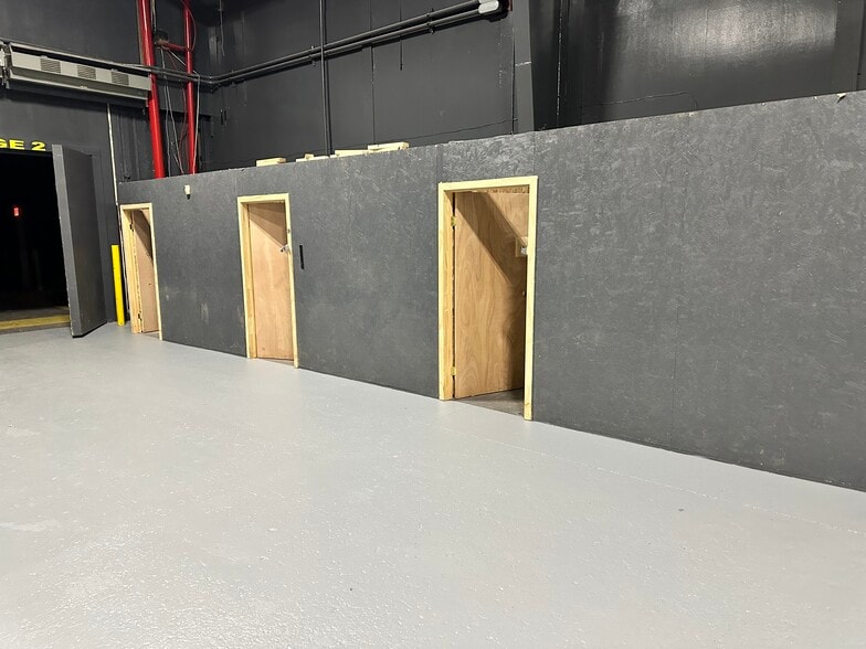 More Photos Of 4865 Arthur Kill Rd, Staten Island Warehouse For Sale