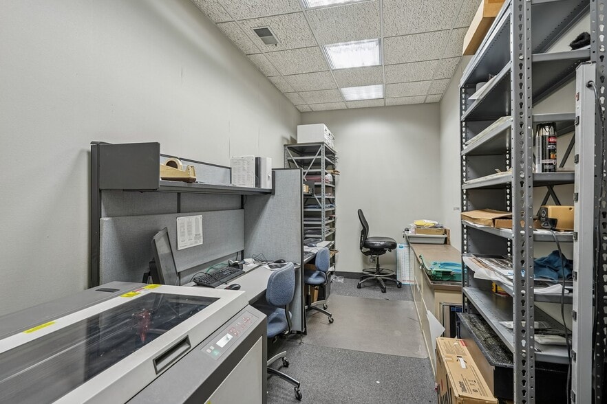 More Photos Of 380 Hillside Ave, Hillside Flex For Lease