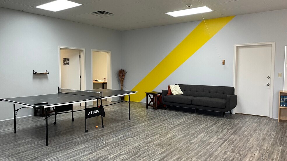 More Photos Of 2801 S Interstate 35 S, Austin Loft Creative Space For Lease