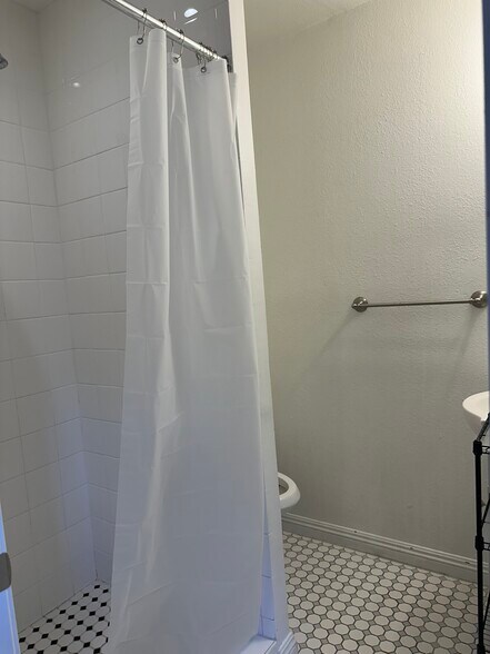 More Photos Of 1161 W 37th Dr, Los Angeles Apartments For Sale