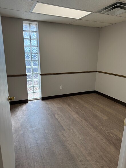 More Photos Of 6400 S Washington St, Amarillo Warehouse For Lease