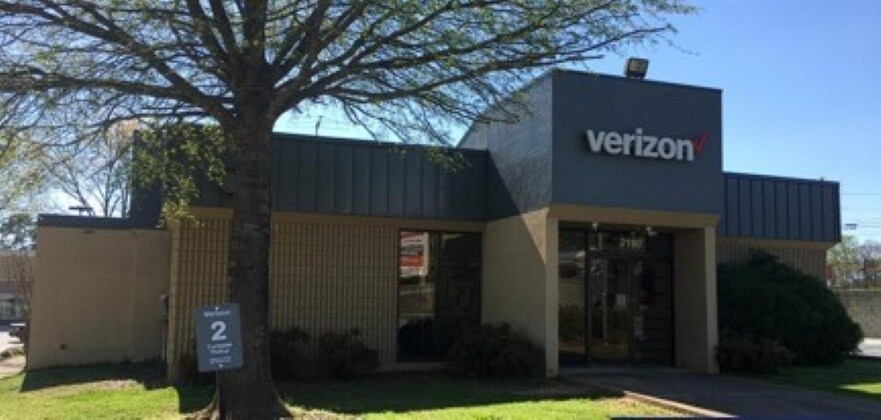 Primary Photo Of 2190 Southport Rd, Spartanburg General Retail For Lease