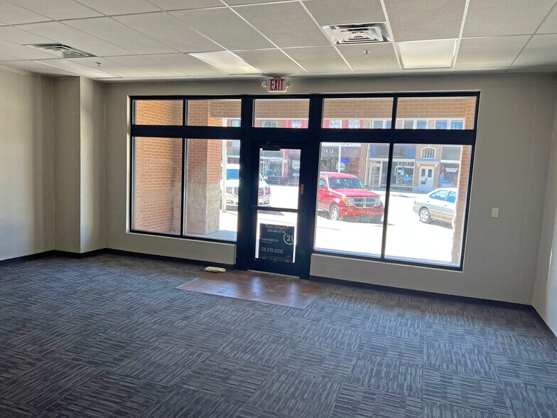 More Photos Of 119 W Main St, Anthony Loft Creative Space For Sale