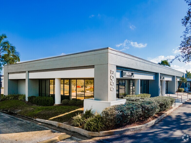 More Photos Of 5553 W Waters Ave, Tampa Unknown For Lease