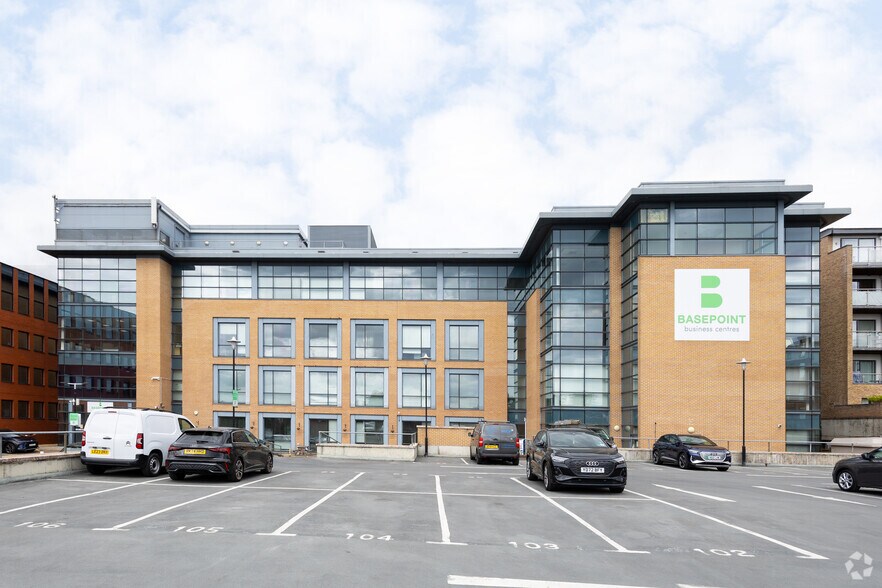 More Photos Of 377-399 London Rd, Camberley Coworking Space