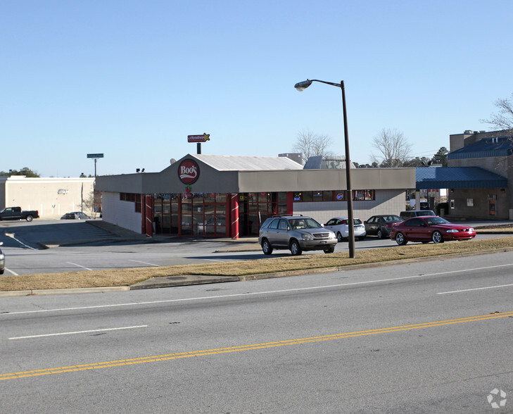 Primary Photo Of 2521 Airport Trwy, Columbus Unknown For Lease