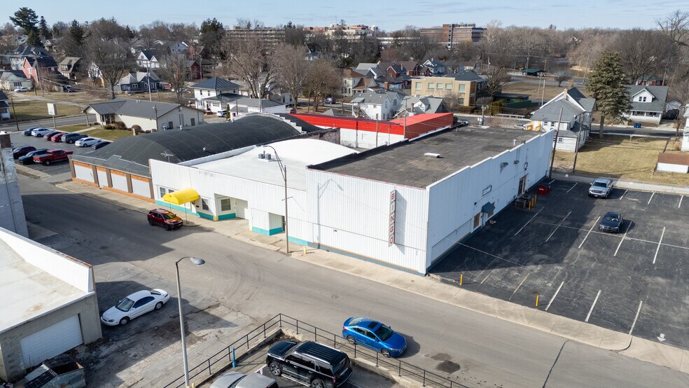 More Photos Of 222 W 2nd St, Marion Industrial For Lease