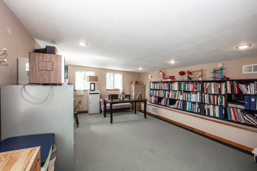 More Photos Of 724 Pine St, Sandpoint Office Residential For Sale