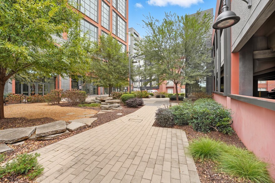 More Photos Of 555 S Mangum St, Durham Office For Lease