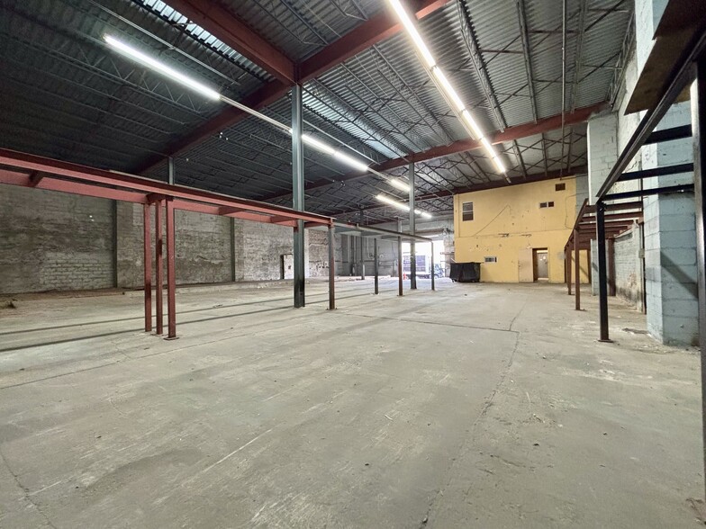 Primary Photo Of 88 Harrison Pl, Brooklyn Industrial For Lease