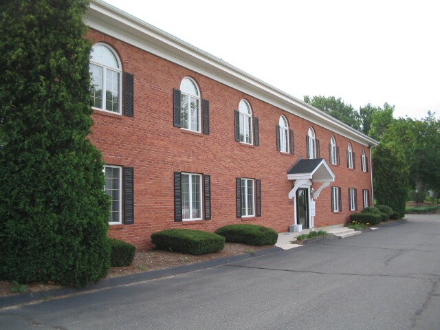 More Photos Of 1050 Sullivan Ave, South Windsor Medical For Sale
